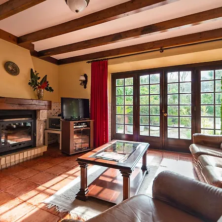 Holiday Oliveiras House - C *
